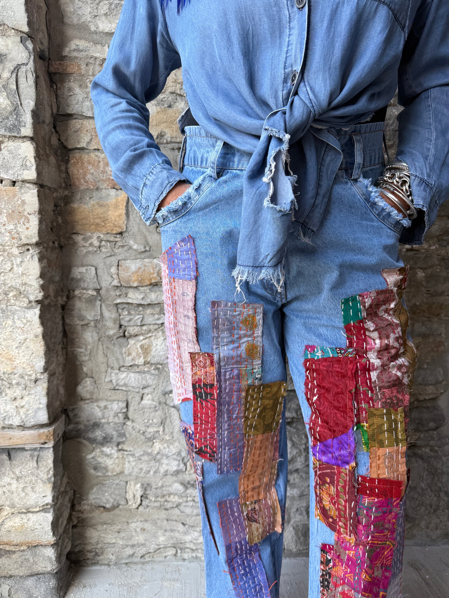 Hi Waist Multicolour Tapestry Jeans-Light Wash