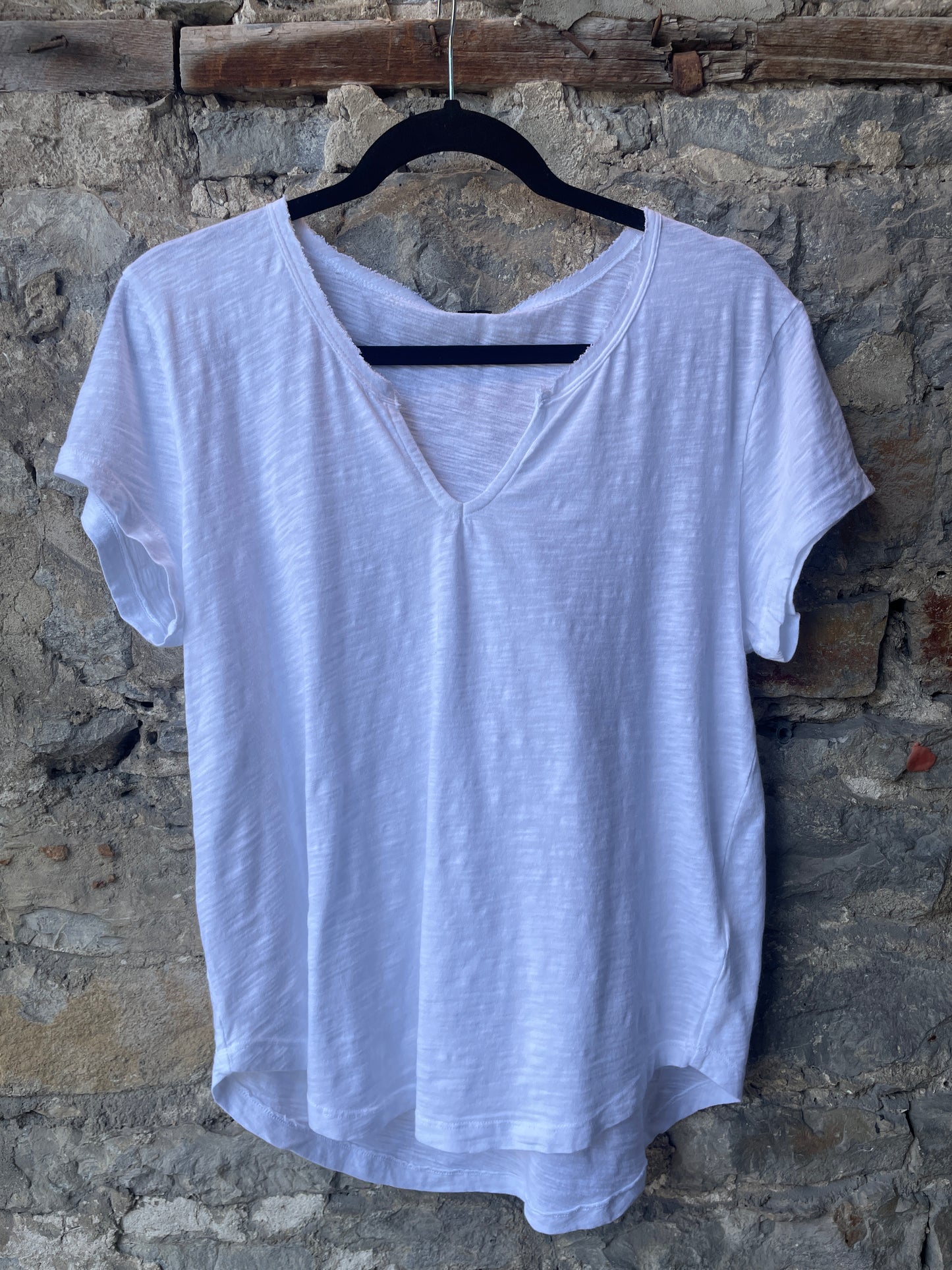 100% Cotton slub jersey round V neck short sleeve T shirt - White