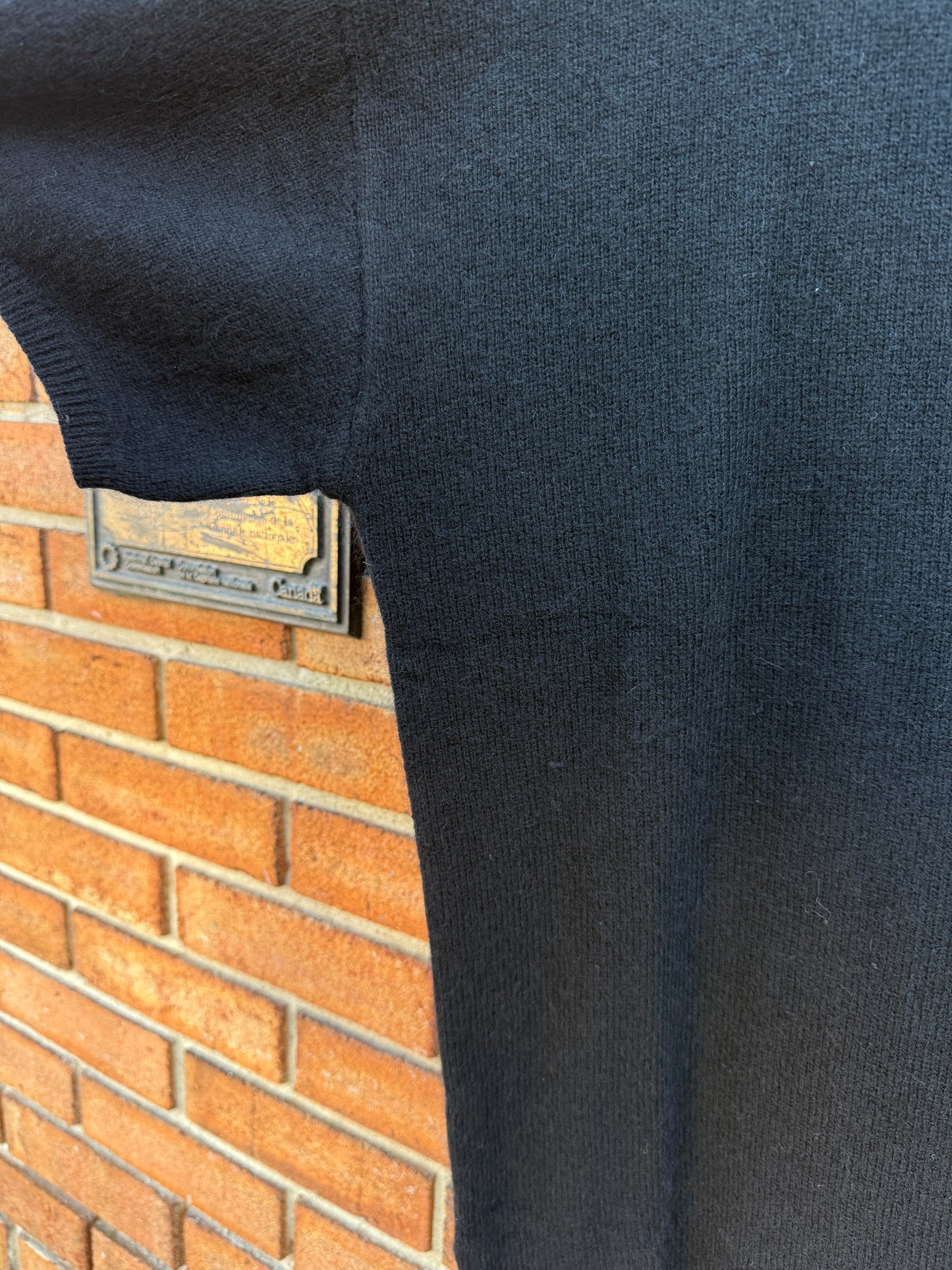 Crew Neck Sweater with fingerless sleeve- BLACK