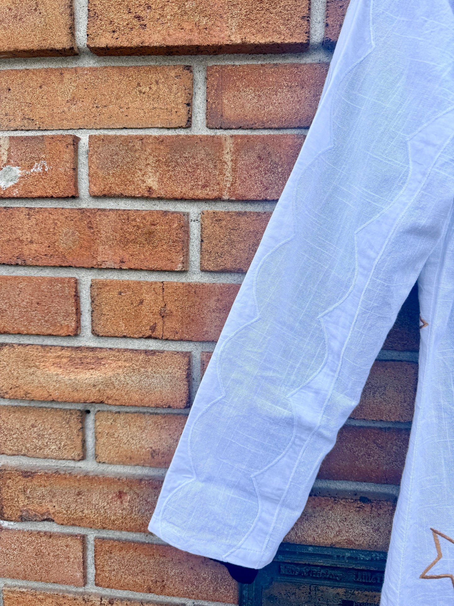 100% White Cotton Blazer with Embroidery