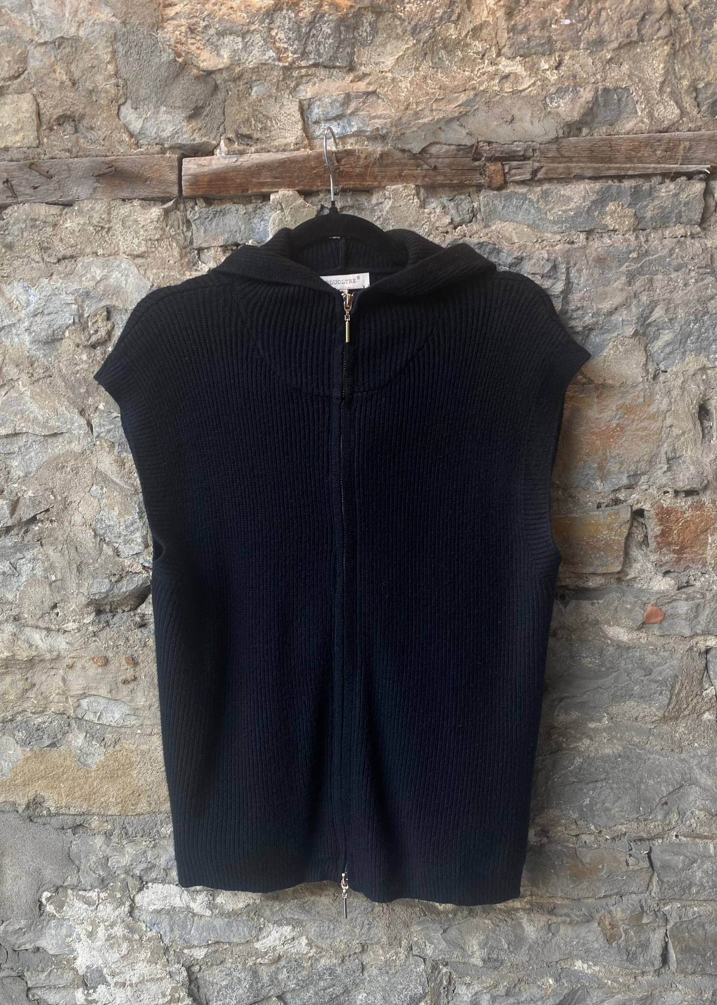 Knit Zip-up Hoody Vest -Black
