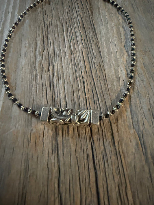 Black and Silver 14" necklace with silver centre