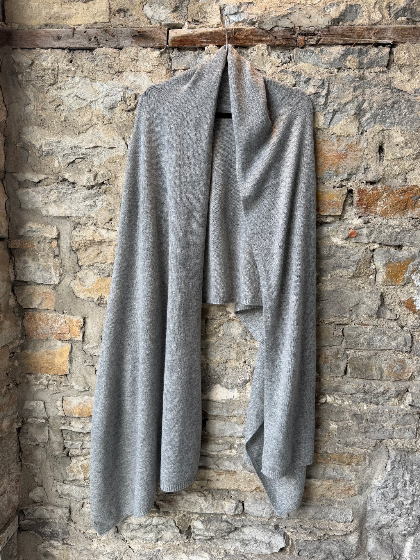 100% Cashmere Unisex Wide Travel Scarf - GREY