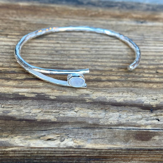 Hammered Cuff Bracelet with Moonstone - SILVER
