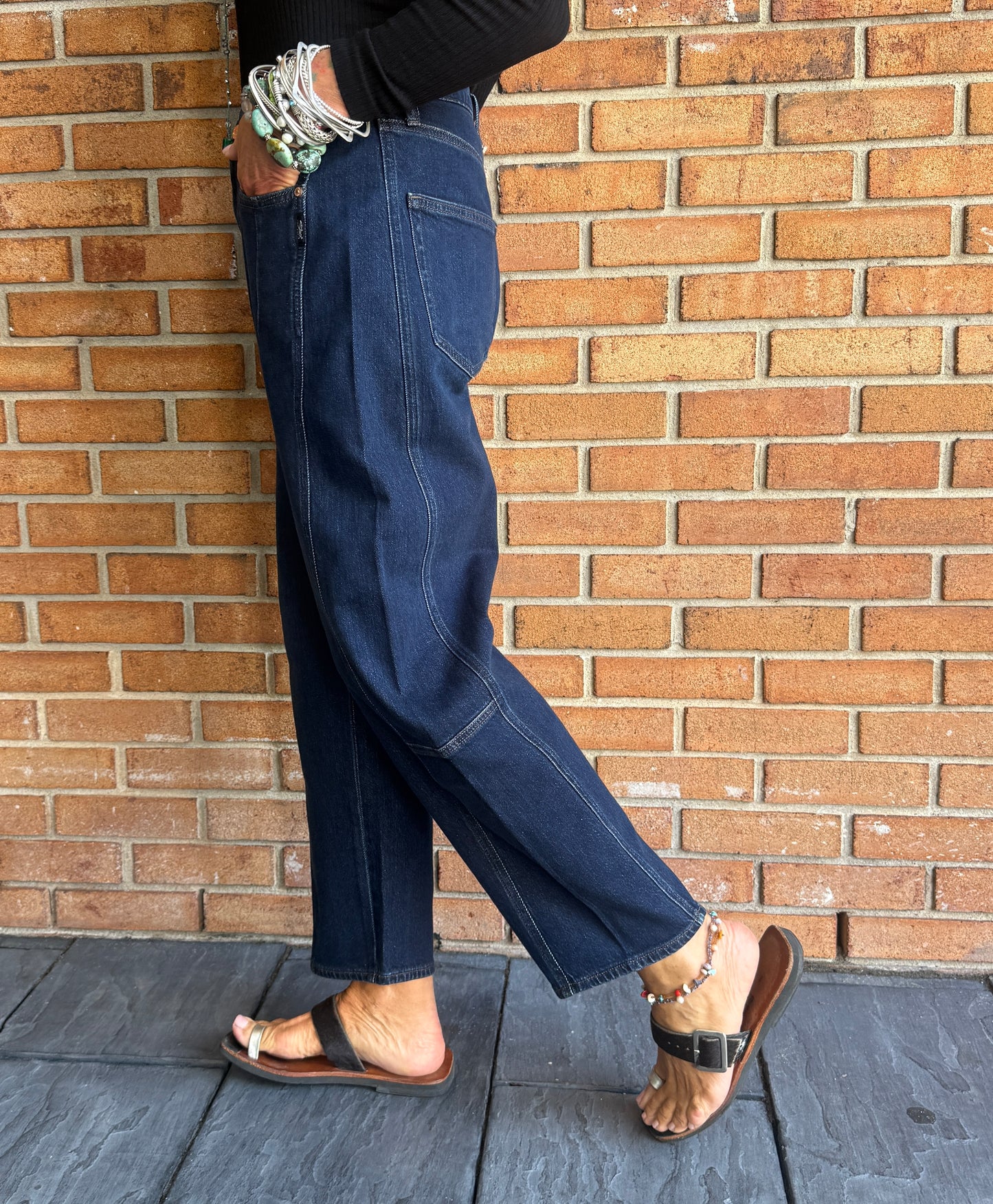 Slim Barrel Leg Jeans - INDIGO