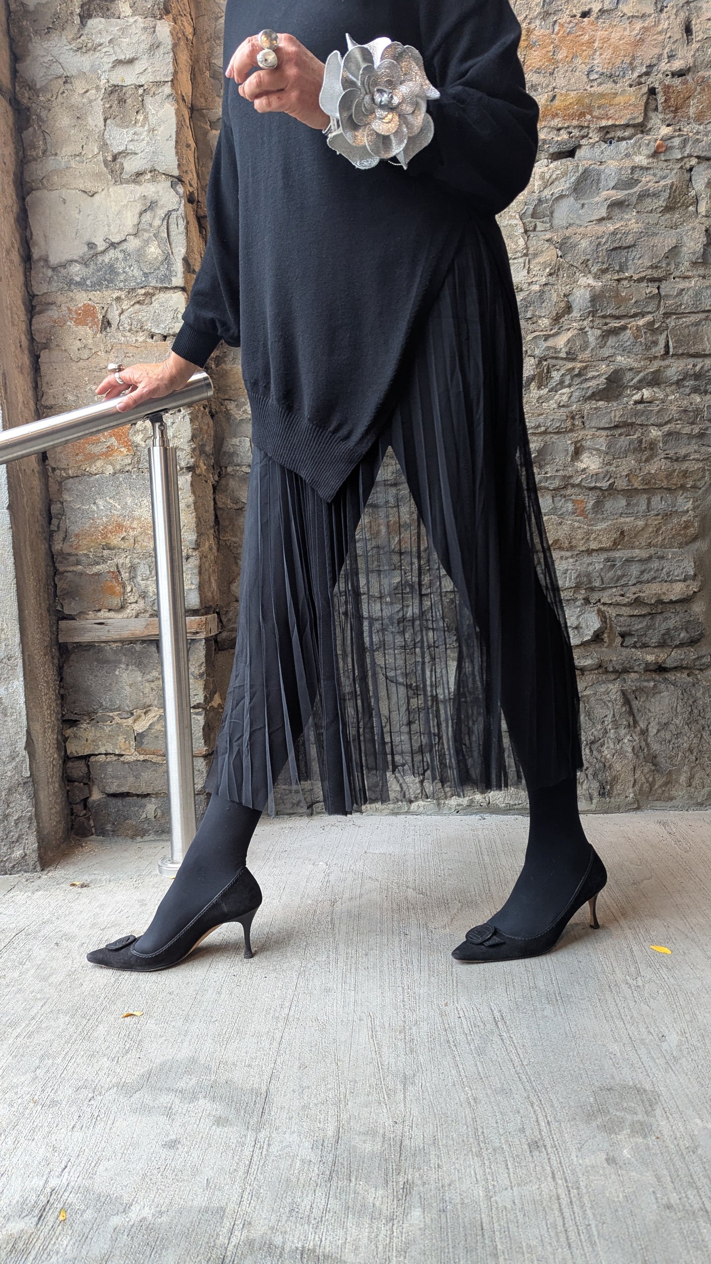 Oversized Sweater and Tulle Tank Dress with accordion pleats 2pc Set BLACK