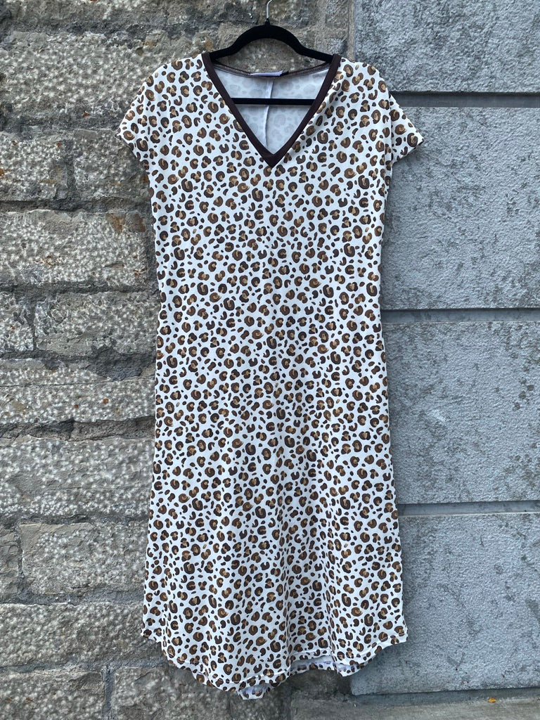 Exclusive Cotton Cheetah Print V Neck Dress with pockets