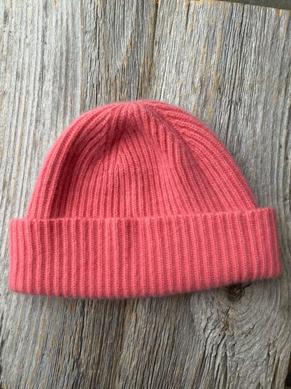 100% Cashmere UNISEX Ribbed Beanie - CORAL