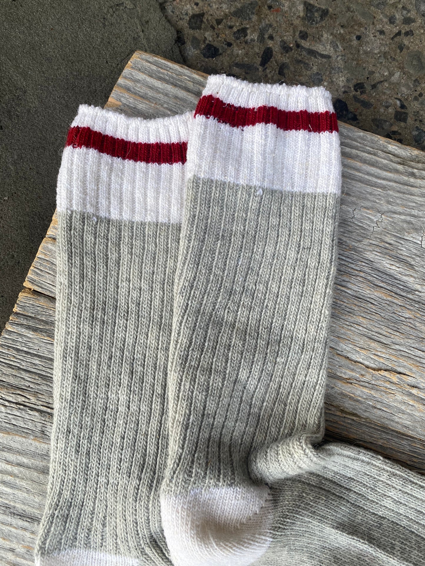 Stunning Cotton Lumber Socks "From Head to Toe" RED OR BLACK