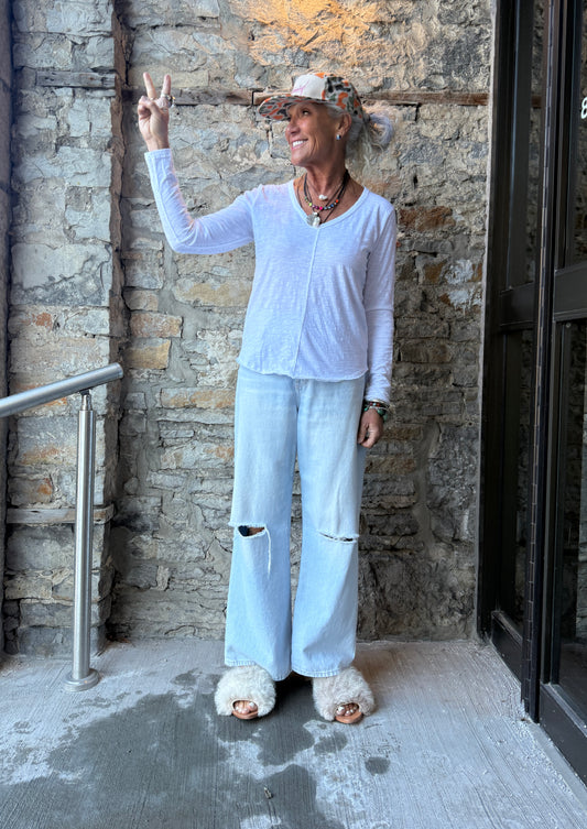 100% Slub Cotton V neck Long Sleeve Top-White