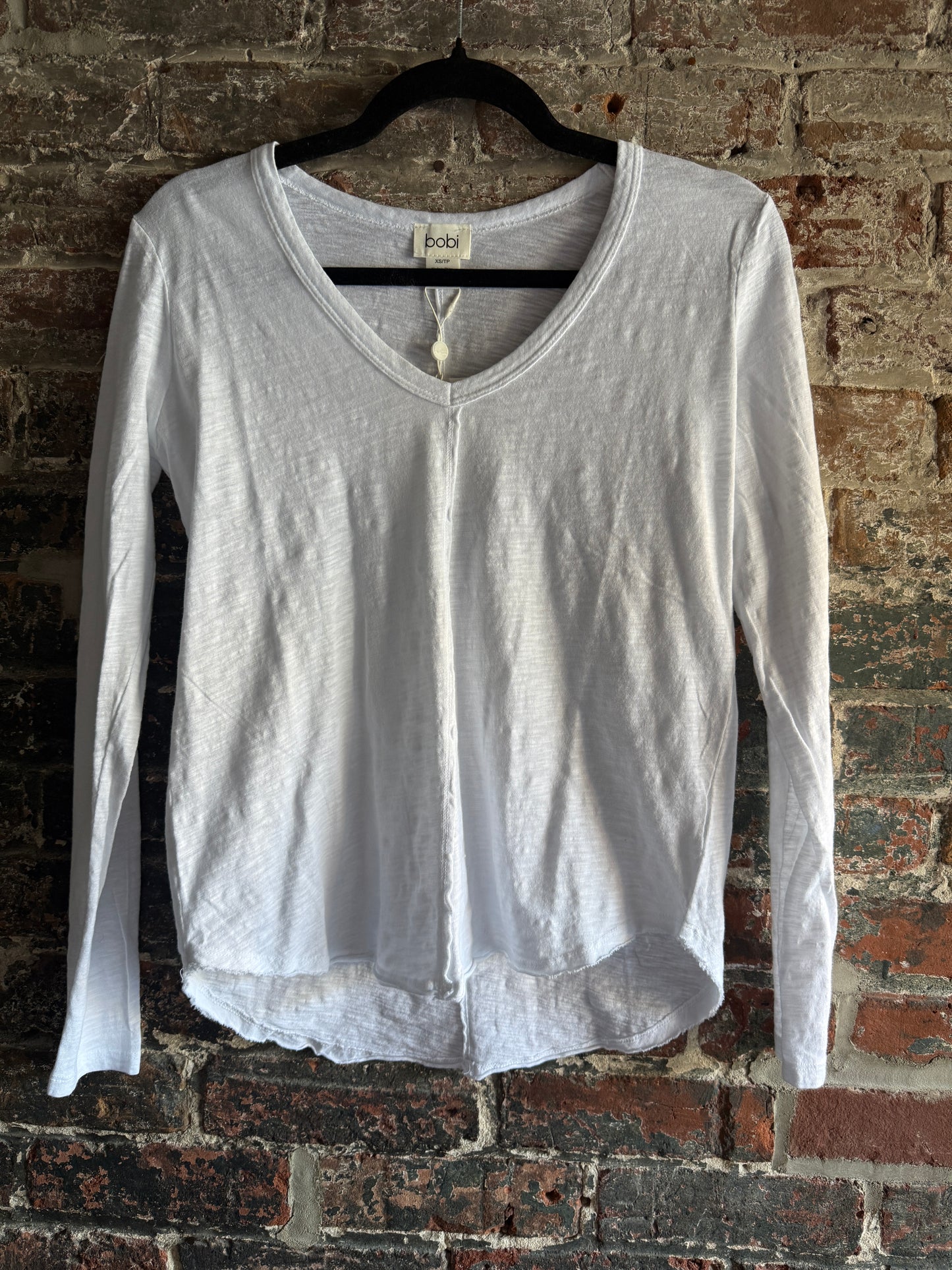 100% Slub Cotton V neck Long Sleeve Top-White
