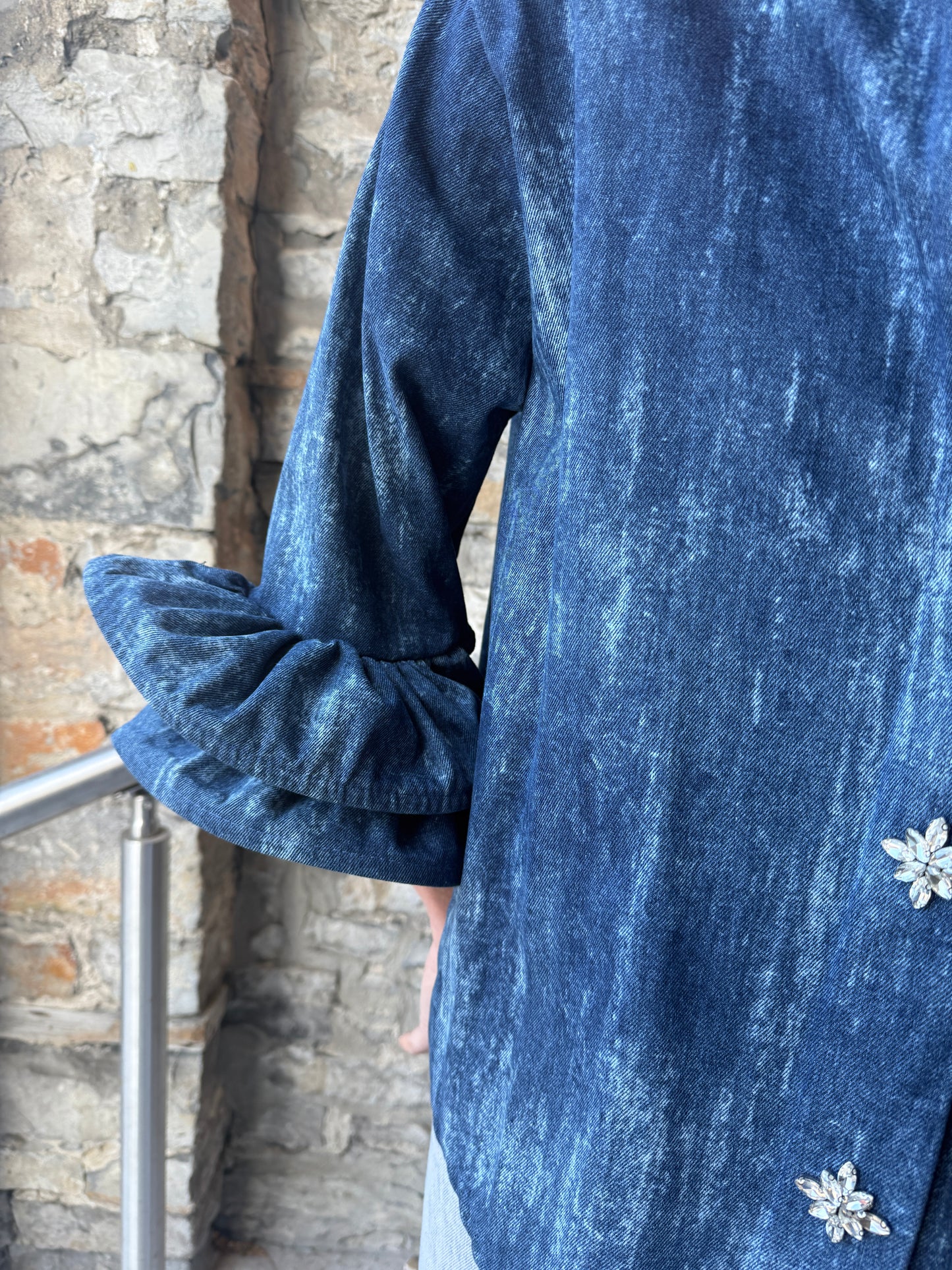 100% Cotton Ruffled Sleeve Acid Wash Denim Shirt -Blue