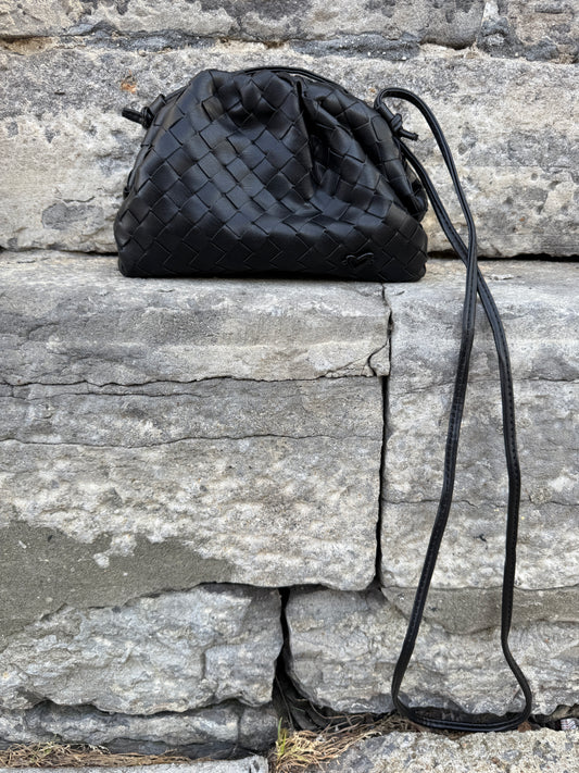 Woven Vegan Leather Clutch Bag - BLACK