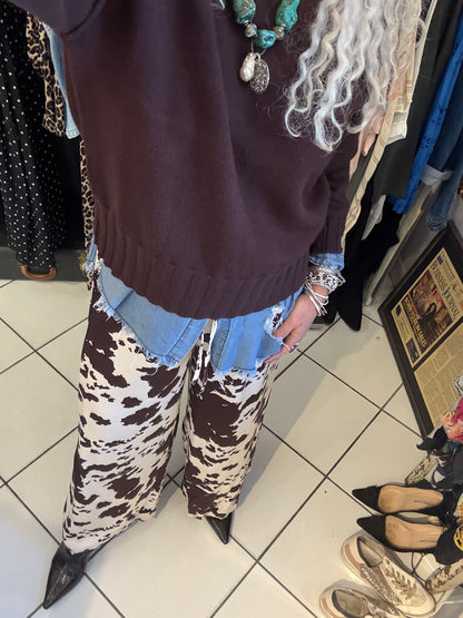 Rib Trim Knit Detail Crew Neck Sweater- Brown