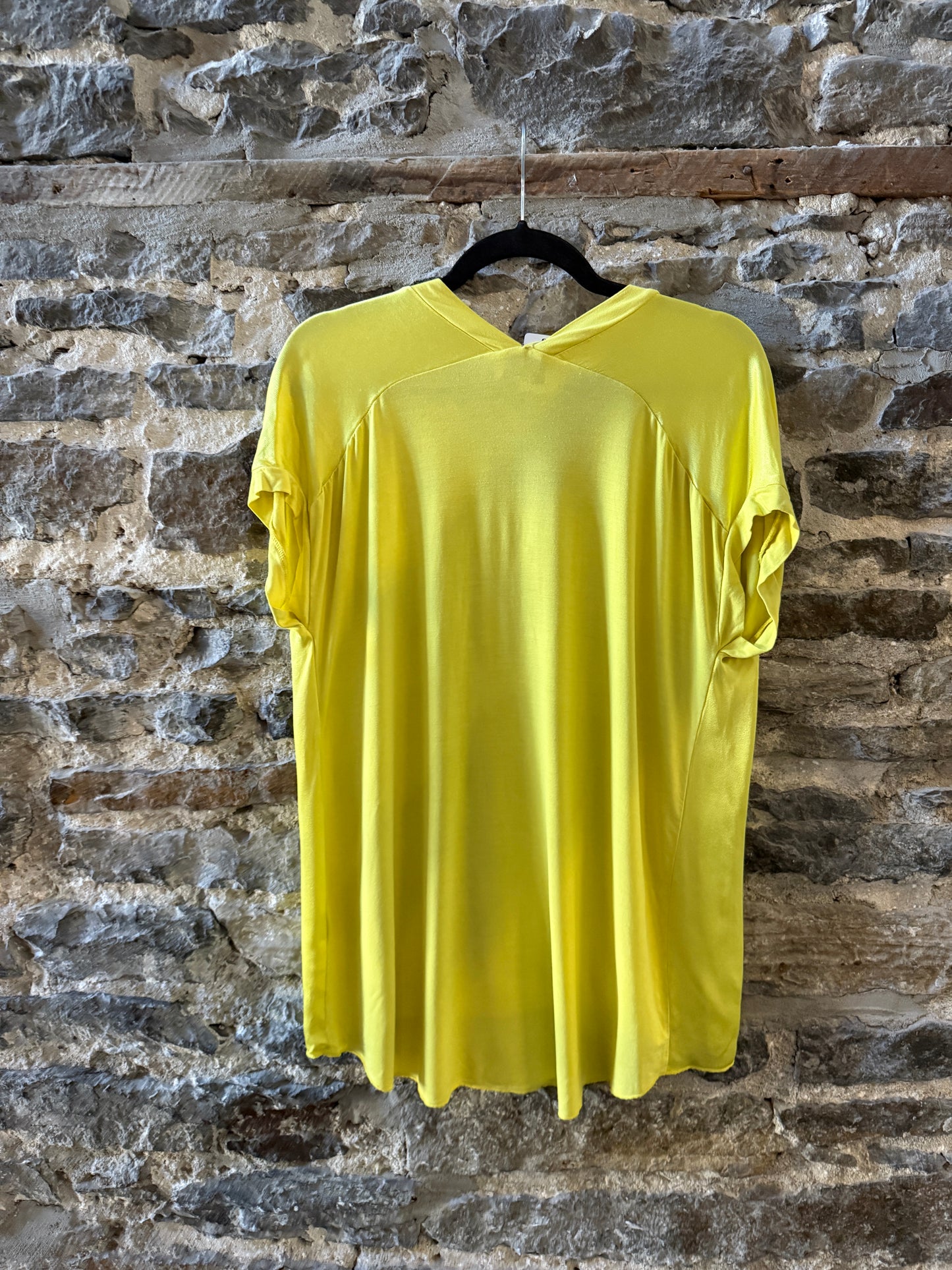 One Size V neck silky classic fit stretch short sleeve T shirt -Yellow