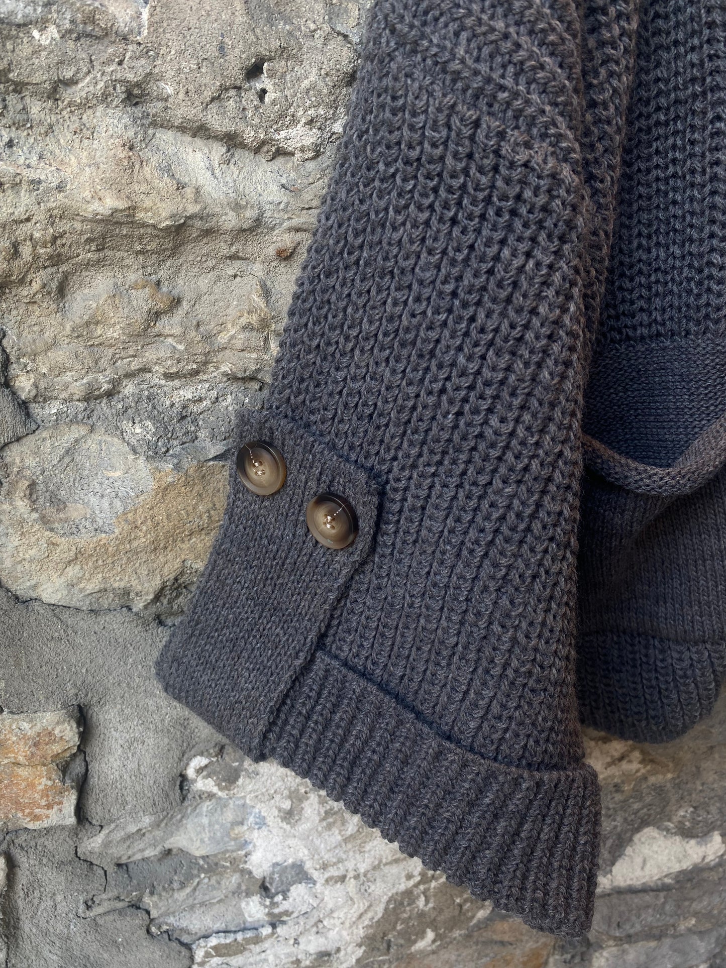 Chunky Knit Front Pocket Cardigan - Grey
