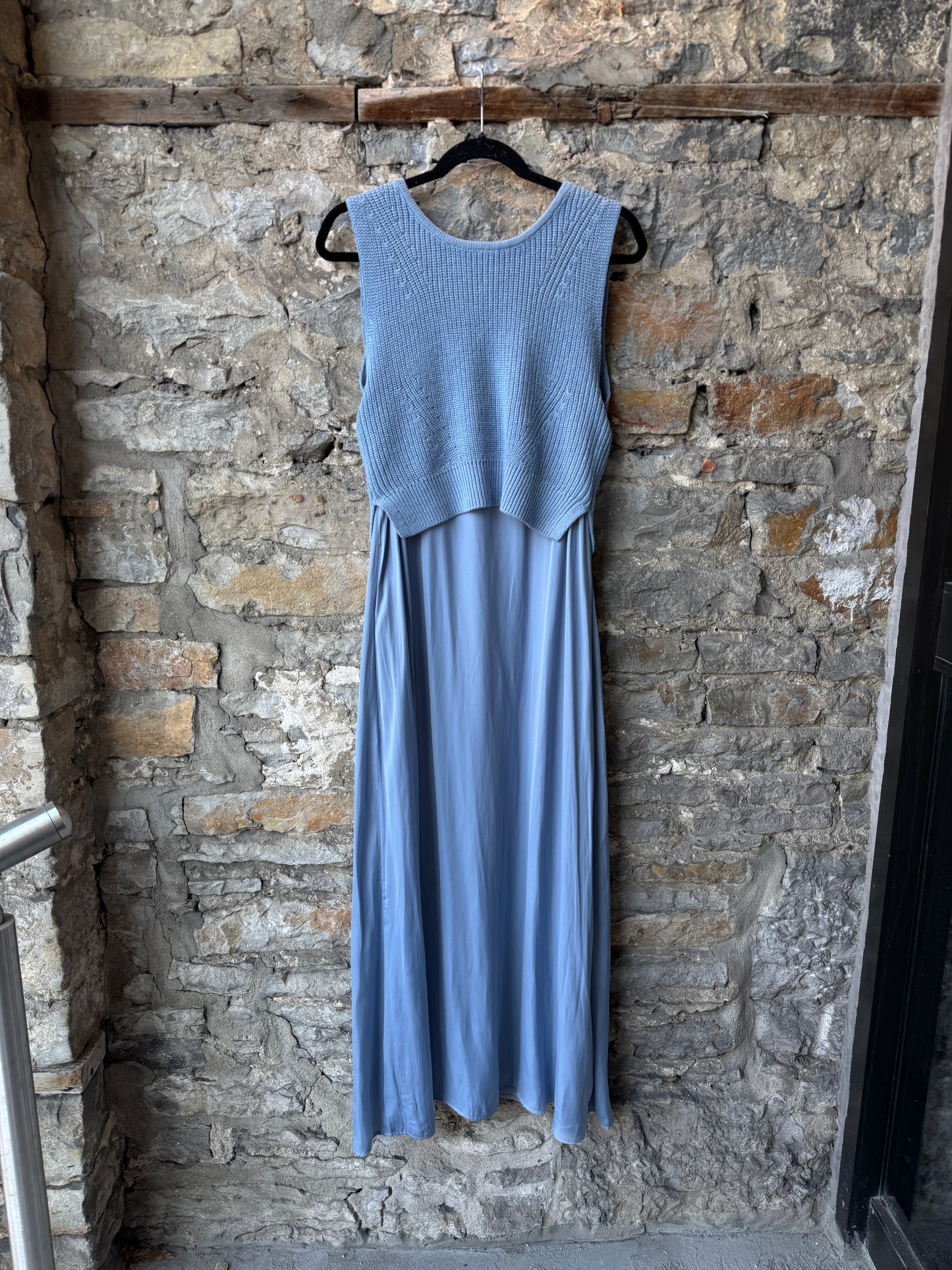 Sleeveless Knit Top A-line Maxi Dress with Pockets- BLUE