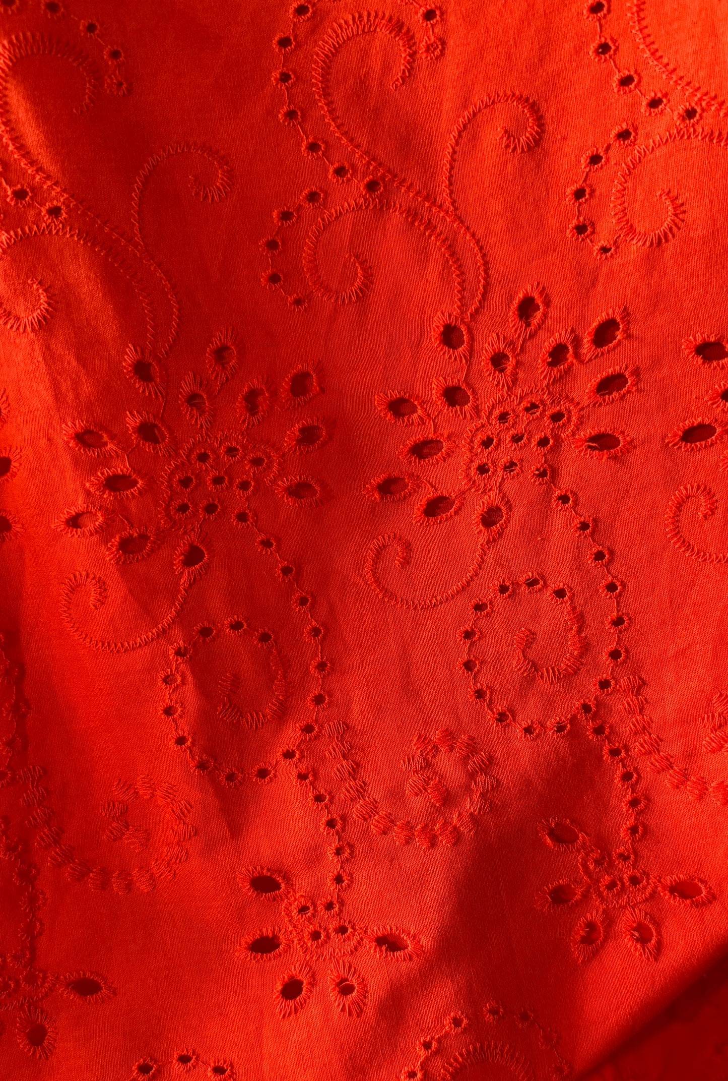 100% Cotton Eyelet Sleeveless Shift Dress - RED-ORANGE