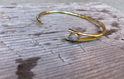 Hammered Cuff Bracelet with Moonstone - GOLD