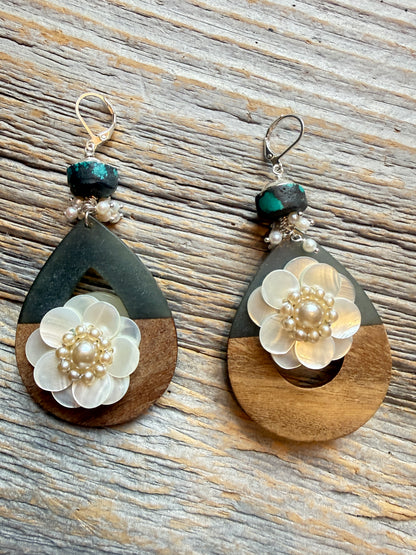 Teardrop Flower Pearl Pendant Earrings