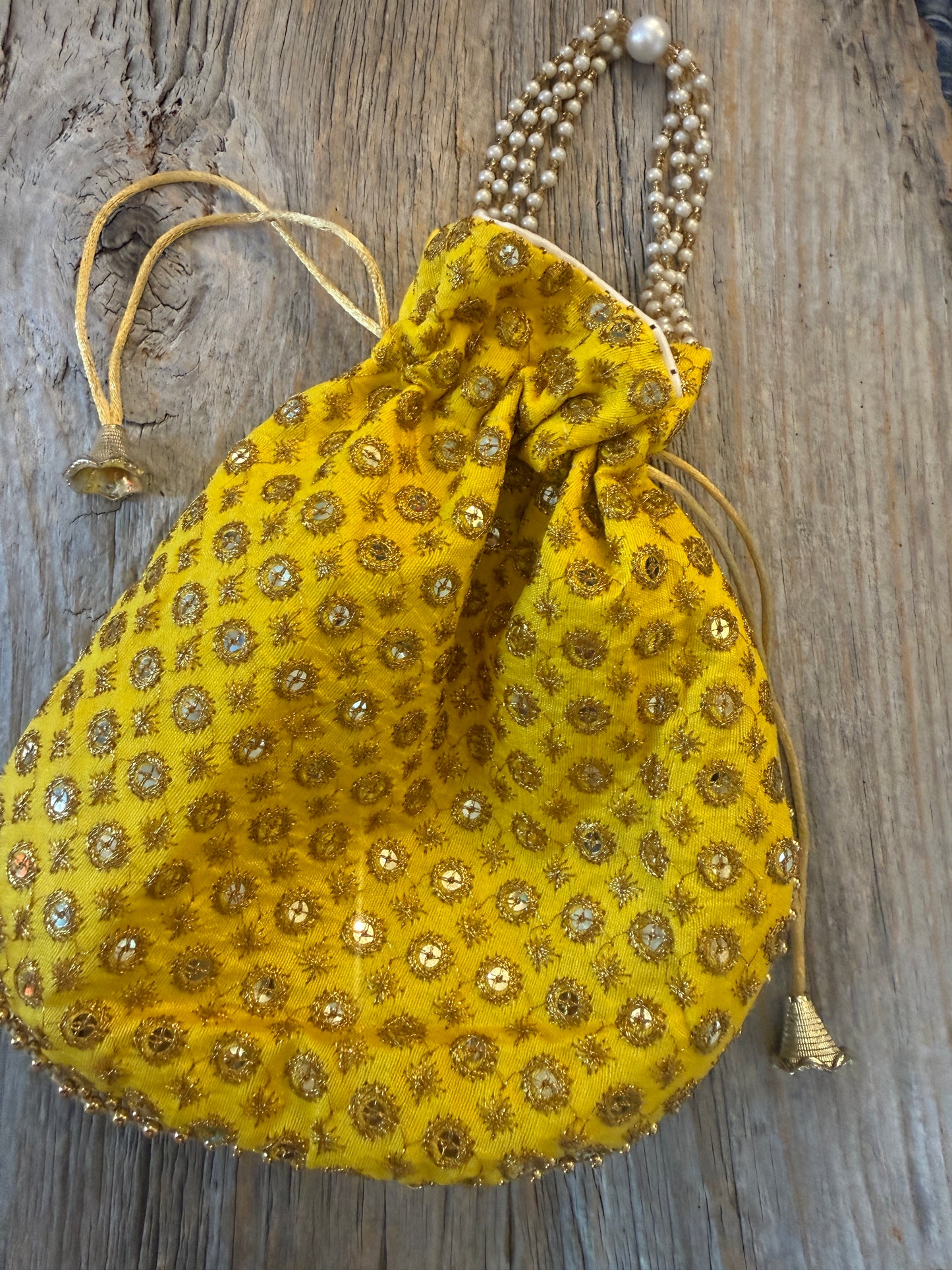 Embroidered Drawstring Bag - YELLOW