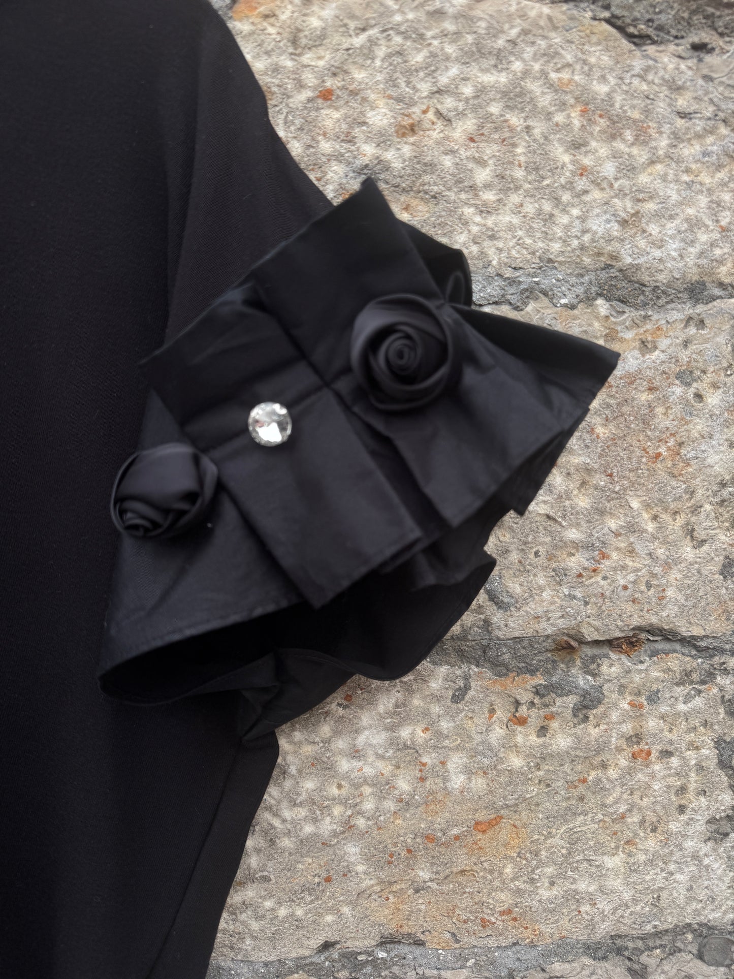 Black T Shirt with Rosette Detail- BLACK
