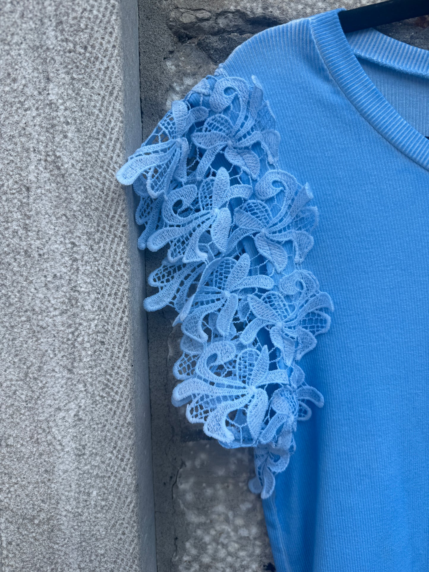 Ribbed Cotton Lace Sleeve T-shirt - BLUE