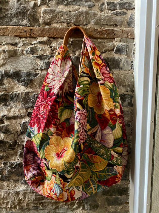 100% Cotton V-shaped Floral Tote