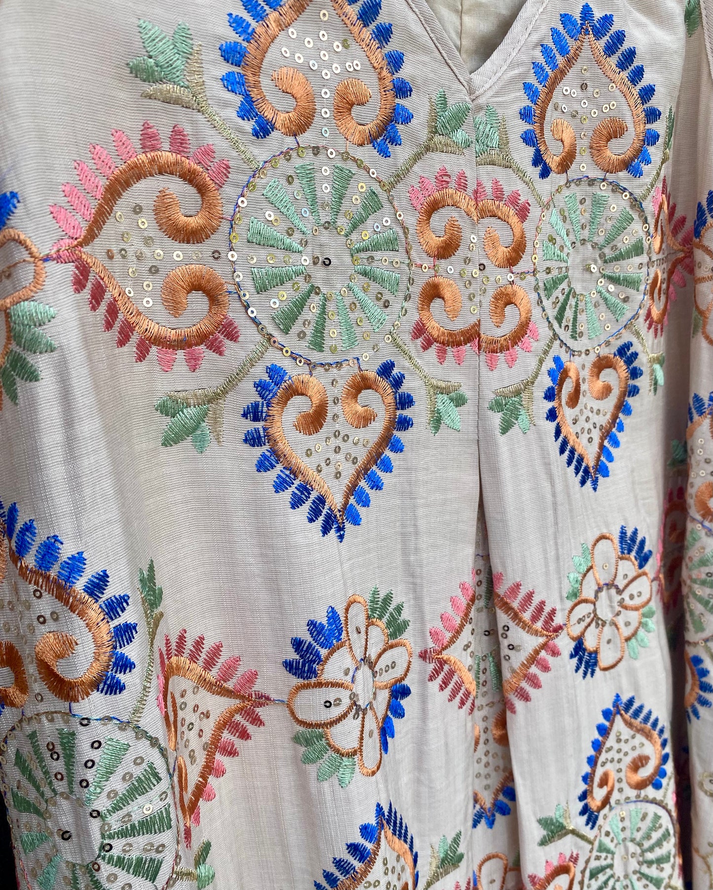 Sleeveless Embroidered V-neck Maxi Dress with pockets -BEIGE & MULTICOLOUR