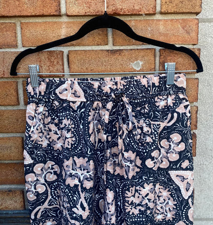 Lightweight Batik Patterned Pant with Pockets