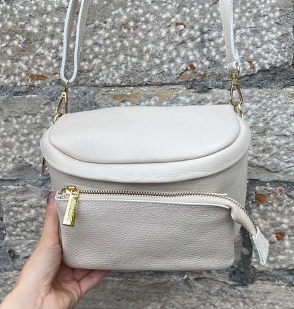 Pebble Leather Shoulder Messenger Bag - BEIGE