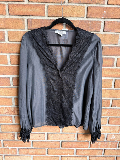 Lightweight Lace Trim Blouse- Black