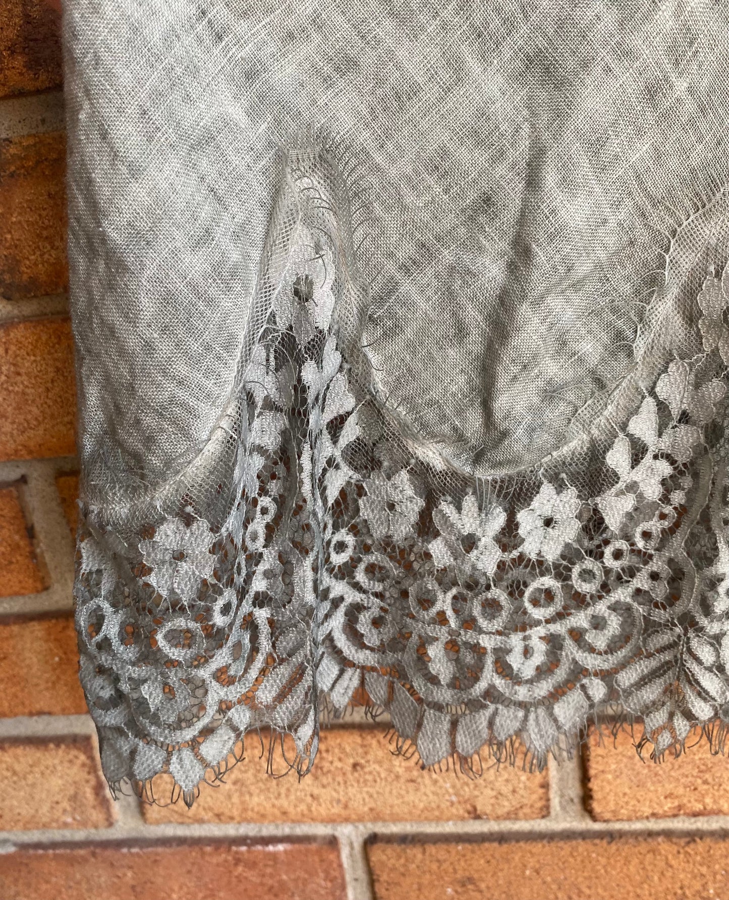 100% Linen Lace Trim Tank Top - SAGE GREEN