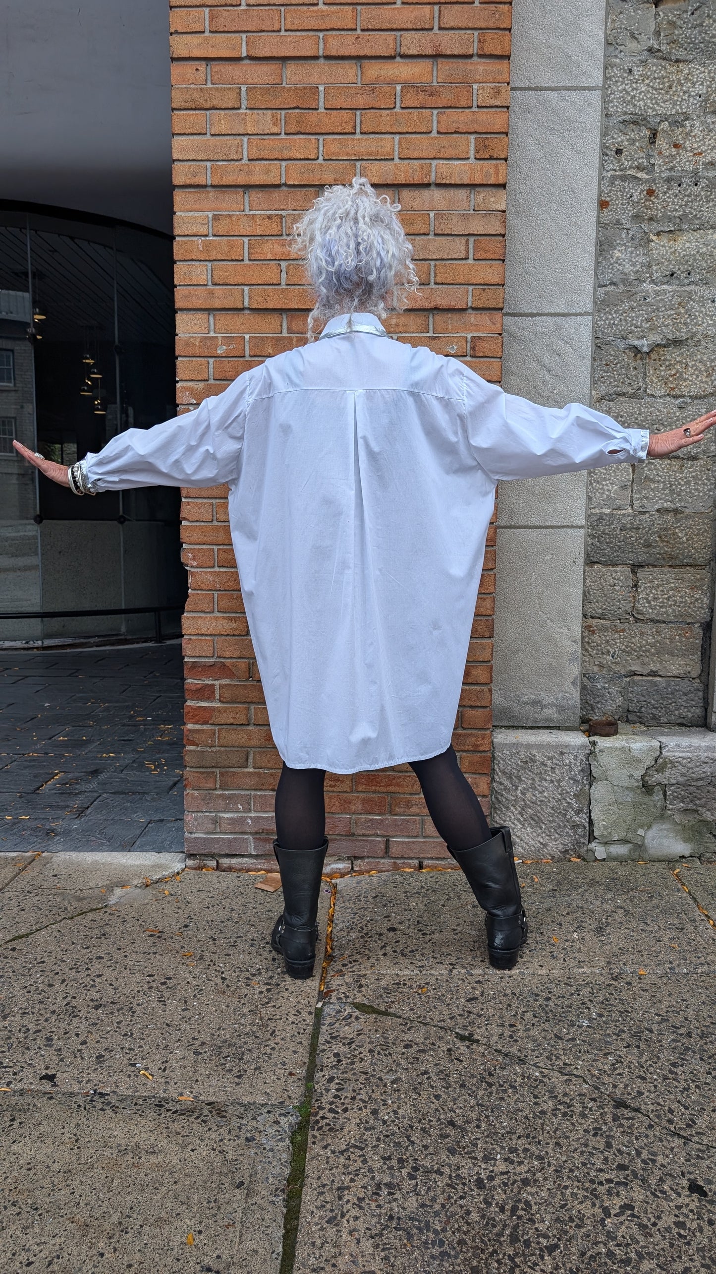 White oversized Cotton dress shirt with silver detail