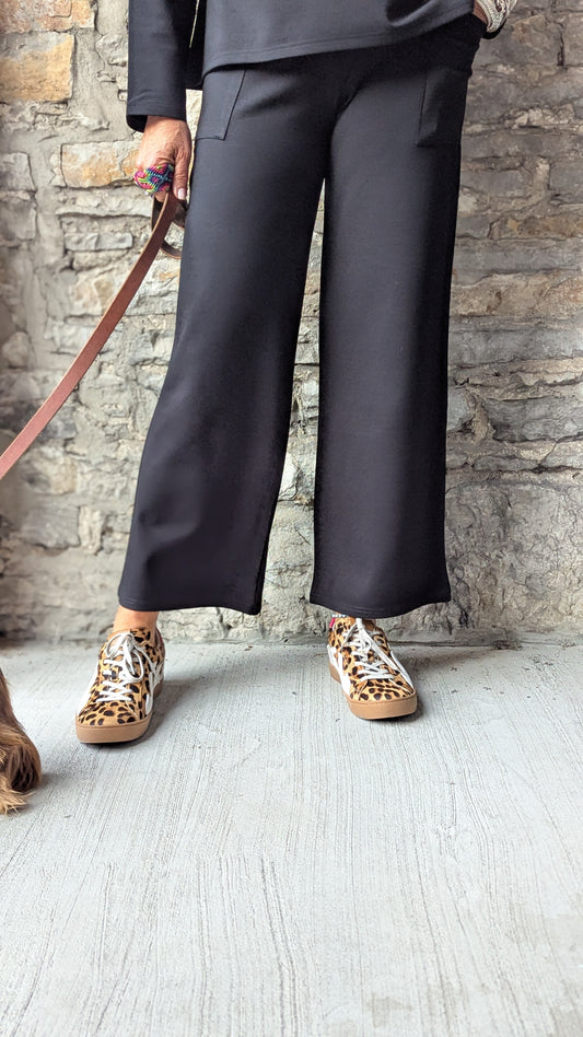 Ponte Knit wide leg cropped Pants with POCKETS - Black