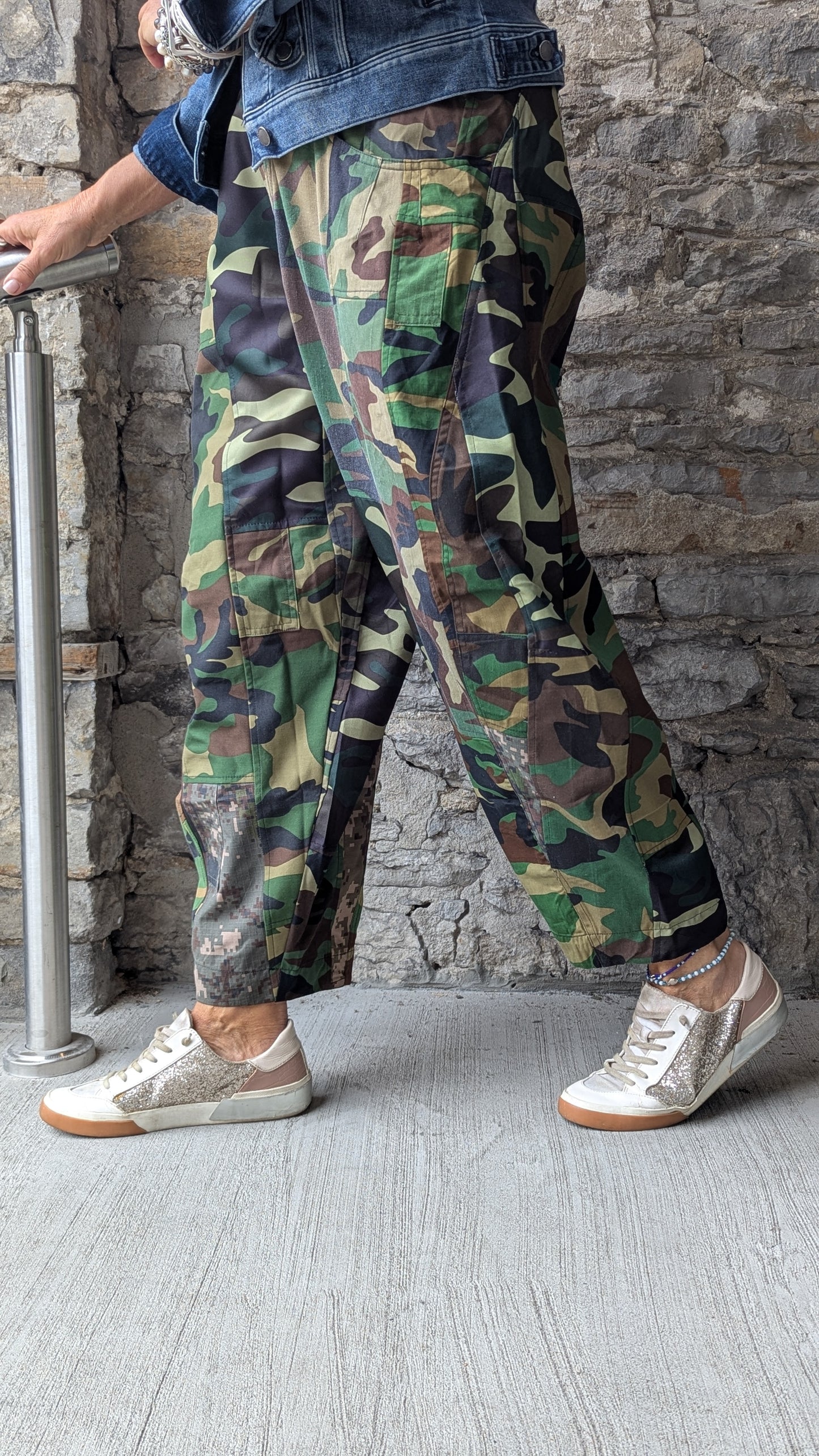 Mixed Camouflage Barrel Pant with POCKETS