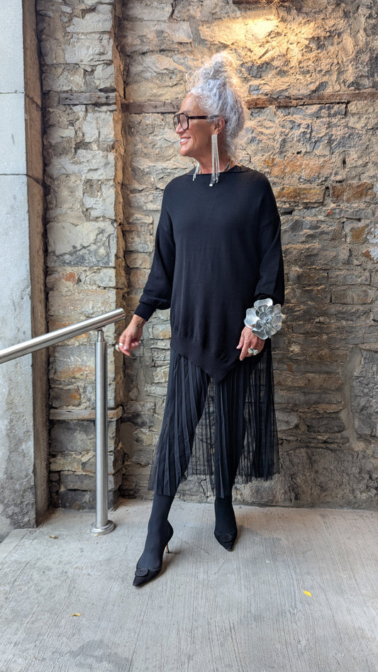 Oversized Sweater and Tulle Tank Dress with accordion pleats 2pc Set BLACK