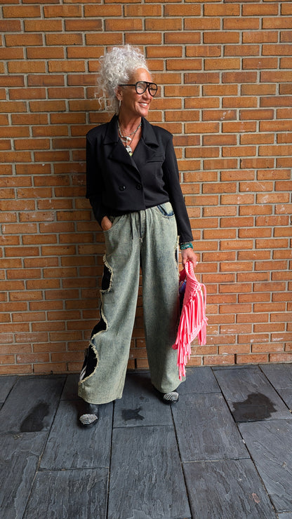 One Size Pant with Black & White Stripe