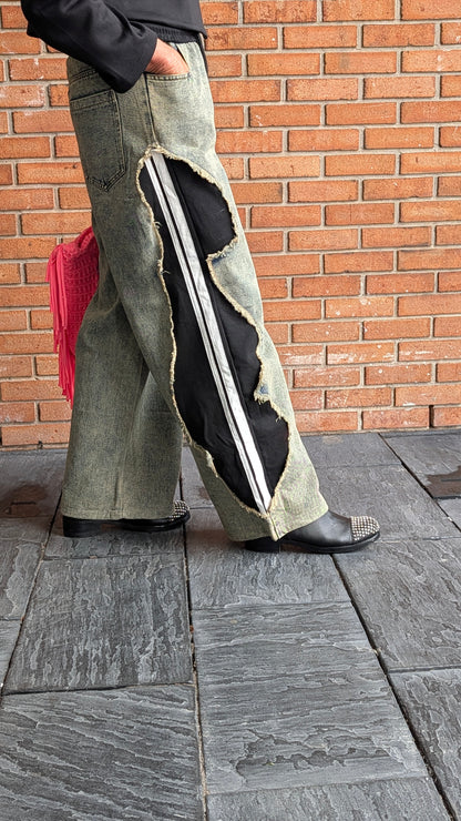One Size Pant with Black & White Stripe